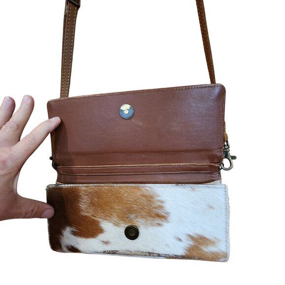 Farm Girl Artisan The Aubry over shoulder purse - Picture 5 of 6